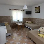 Villadudek * نيخوجة
